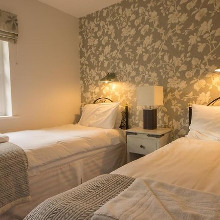Peveril Cottage - Darwin Lake Holiday Village ماتلوك المظهر الخارجي الصورة