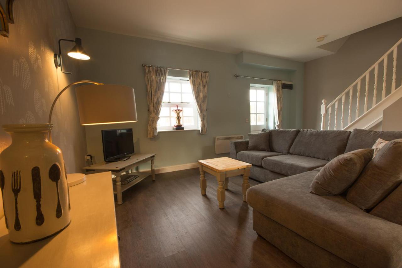 Peveril Cottage - Darwin Lake Holiday Village ماتلوك المظهر الخارجي الصورة